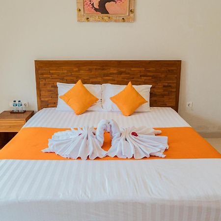 Villa Nugraha Lovina Private Pool ซีงาราจา ภายนอก รูปภาพ