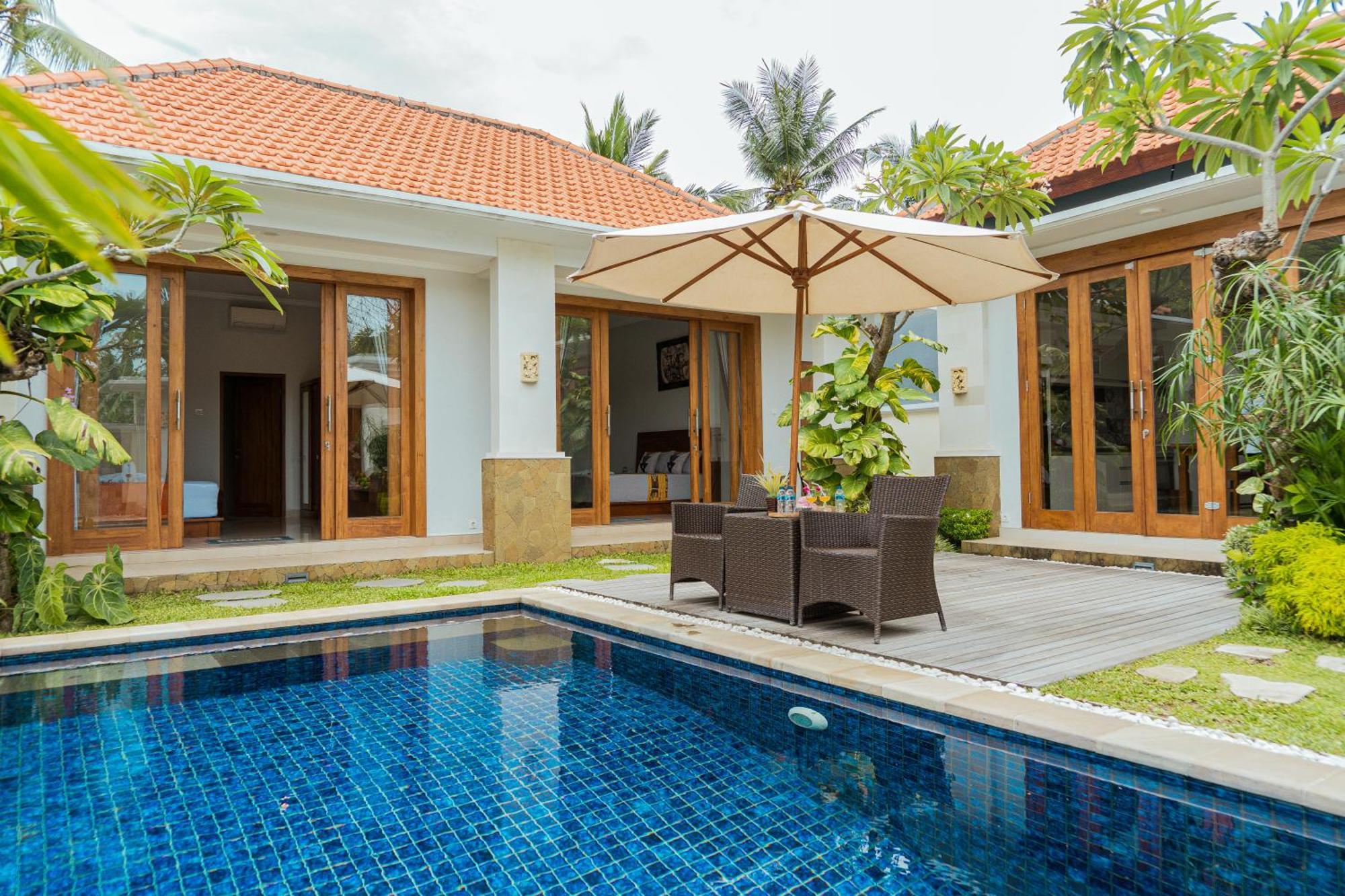 Villa Nugraha Lovina Private Pool ซีงาราจา ภายนอก รูปภาพ