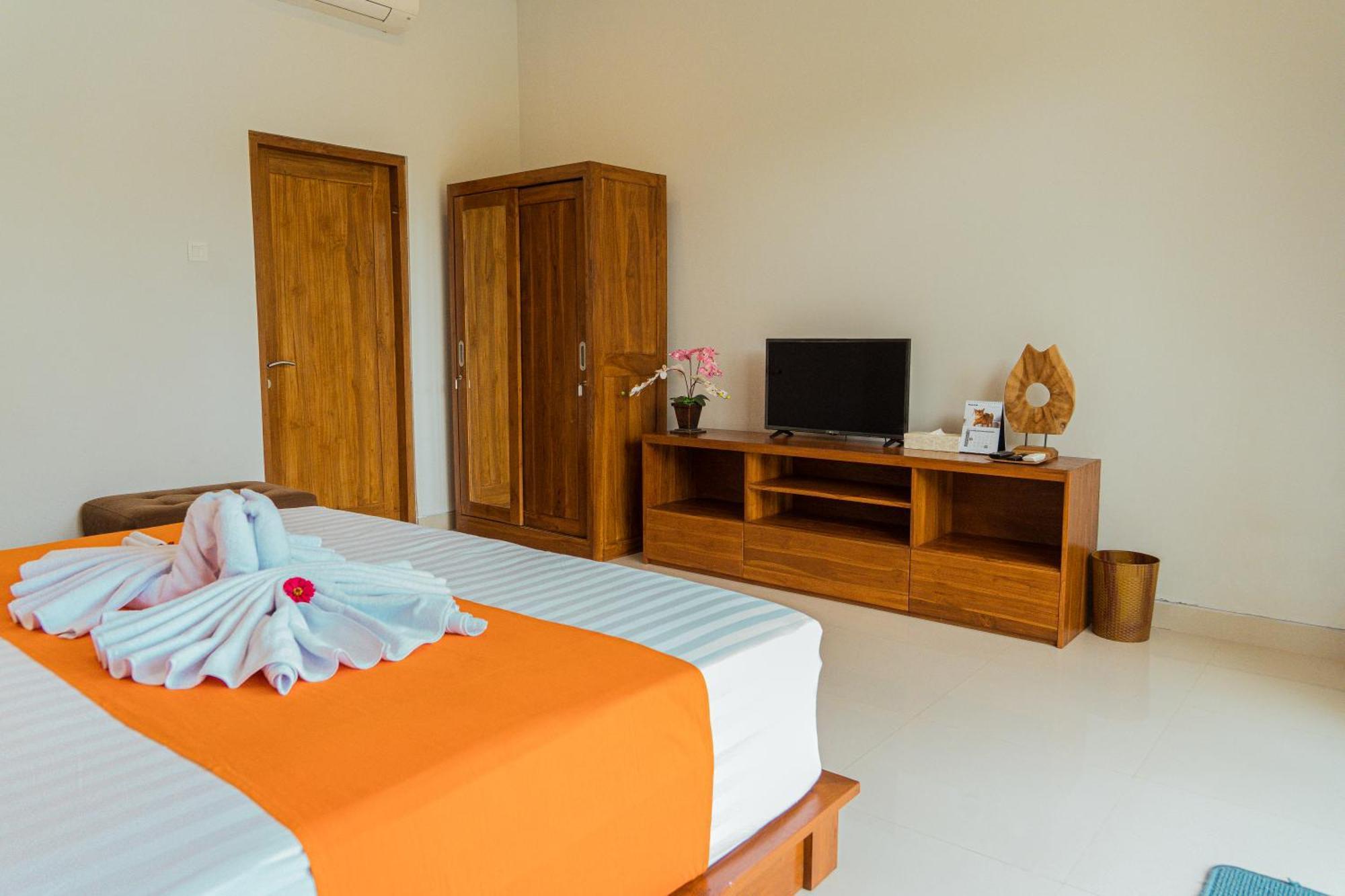 Villa Nugraha Lovina Private Pool ซีงาราจา ภายนอก รูปภาพ