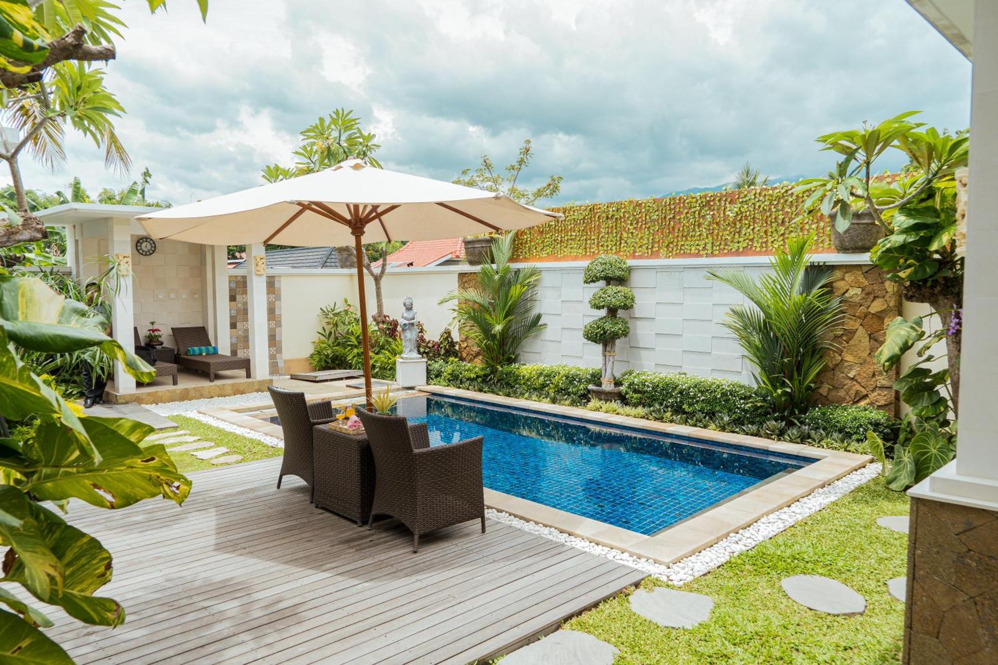 Villa Nugraha Lovina Private Pool ซีงาราจา ภายนอก รูปภาพ