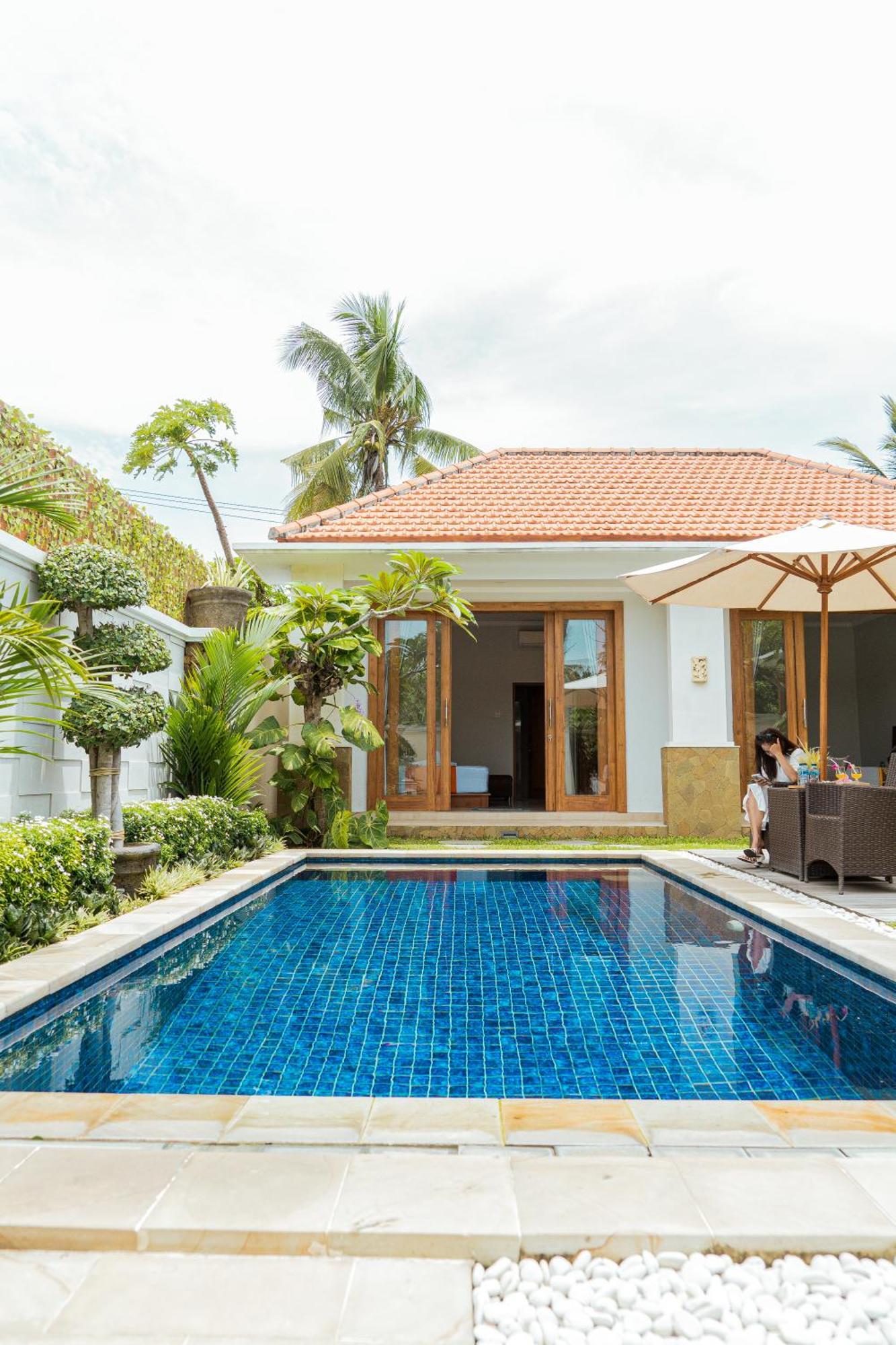 Villa Nugraha Lovina Private Pool ซีงาราจา ภายนอก รูปภาพ